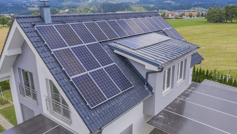 Elektromobilität und erneuerbare Energien: 10.200 € Subvention für Hausbesitzer