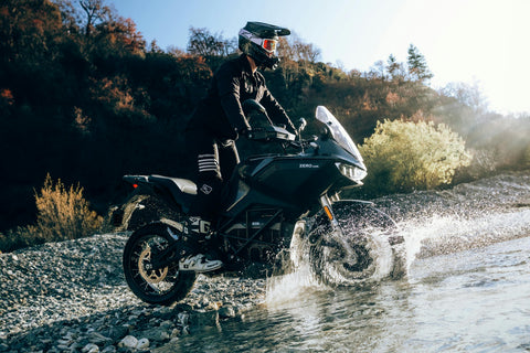 Zero DSR/X Elektromotorrad im Gelände – Jubiläumsangebot 2026