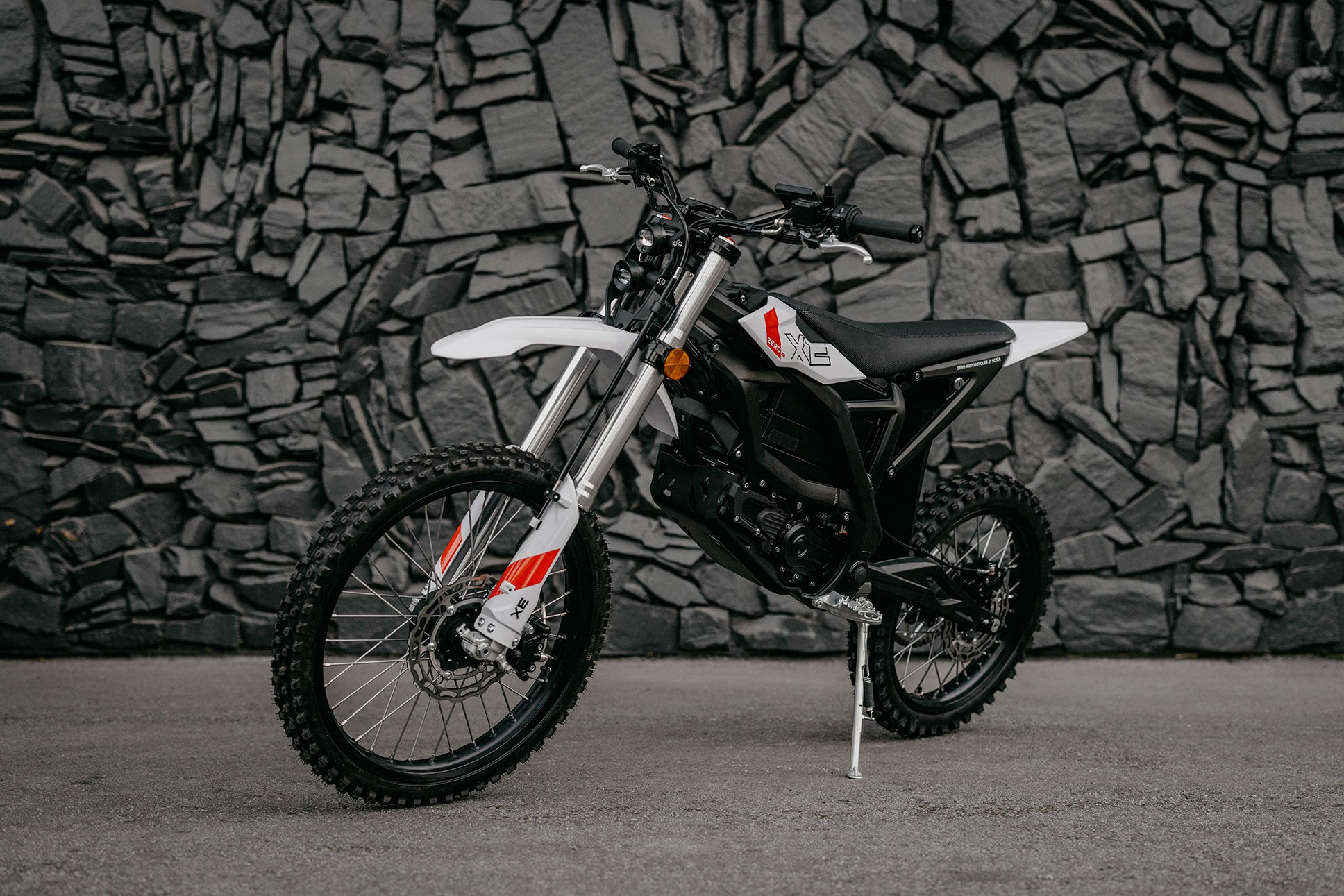 ZERO XE E-Enduro E-Motocross FS A1