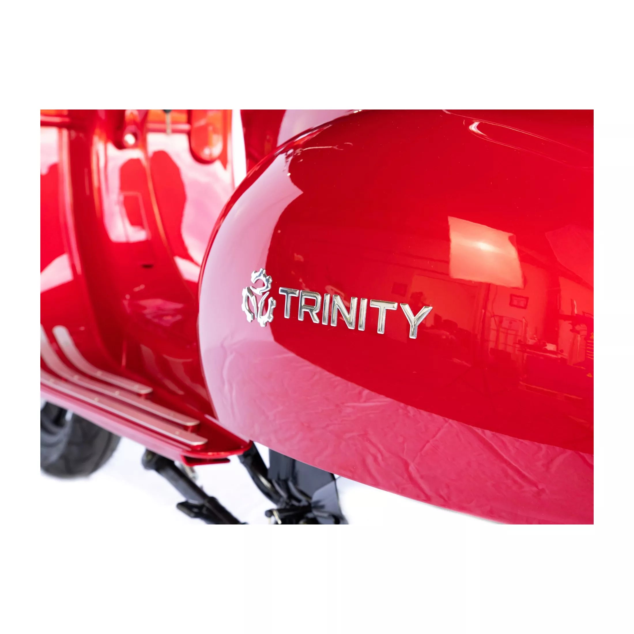 TRINITY Romex 45 km/h Elektroroller mit 5 kW Leistung – Trittbrett Helden